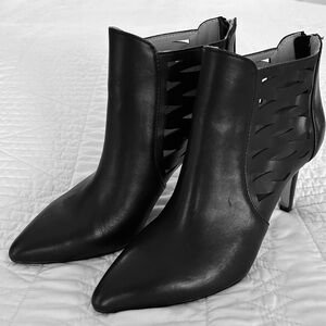 Adrienne Vittadini Black Leather Booties